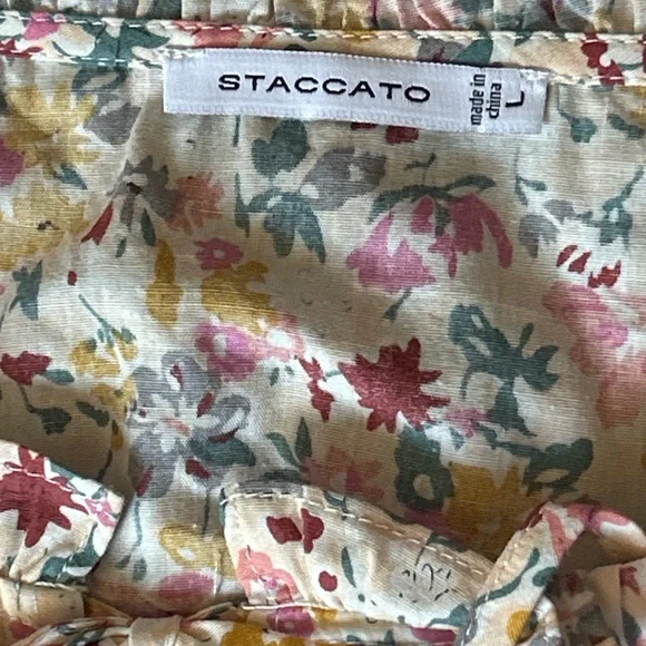 Staccato Multicolor Floral Blouse - Picture 2 of 6